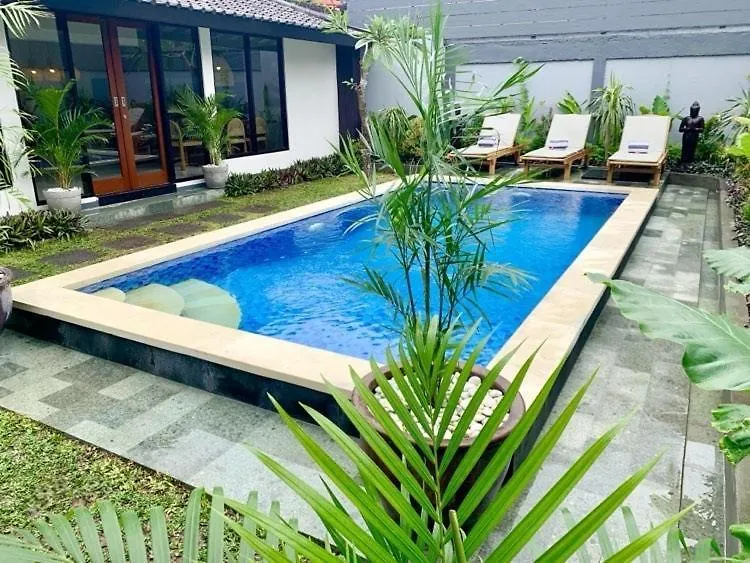Villa Valari - Seminyak Legian - 5 Bedrooms
