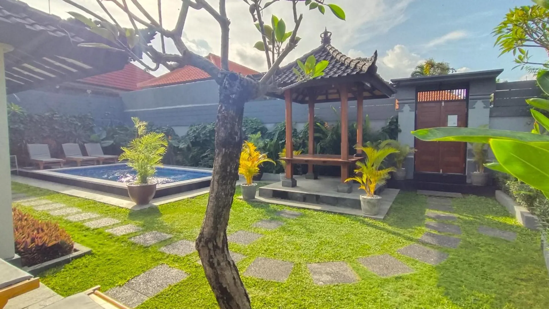 Villa Valari - Seminyak Legian - 5 Bedrooms