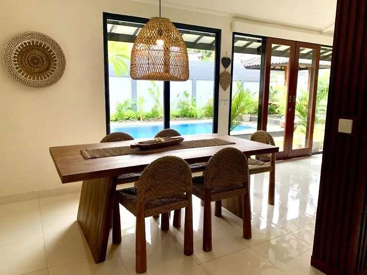 Villa Valari - Seminyak Legian - 5 Bedrooms