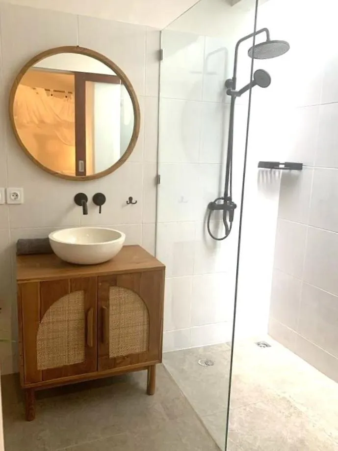 Villa Valari - Seminyak Legian - 5 Bedrooms