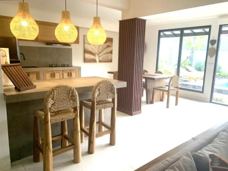 Villa Valari - Seminyak Legian - 5 Bedrooms